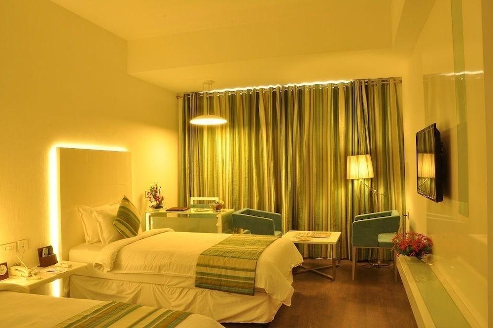 The Arcadia Hotell Coimbatore Exteriör bild