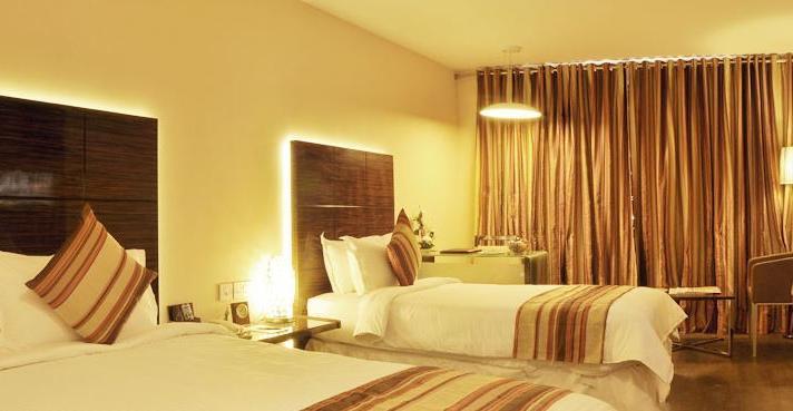 The Arcadia Hotell Coimbatore Exteriör bild