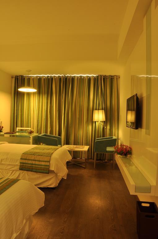The Arcadia Hotell Coimbatore Exteriör bild