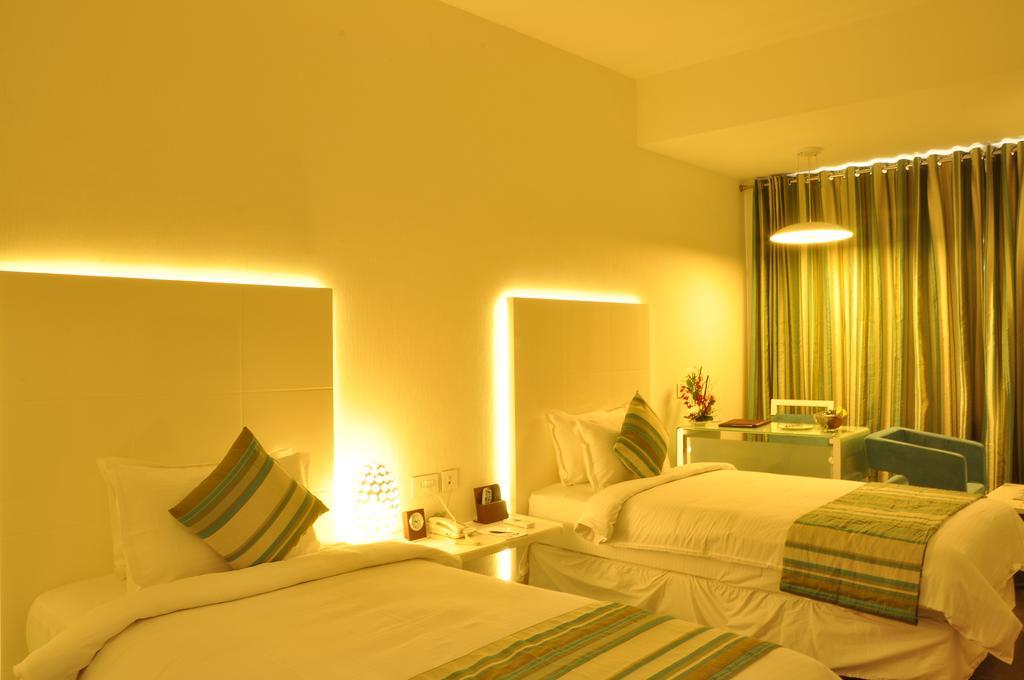 The Arcadia Hotell Coimbatore Exteriör bild