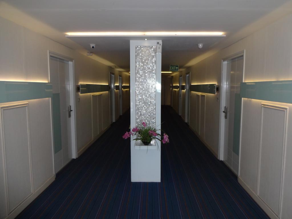 The Arcadia Hotell Coimbatore Exteriör bild